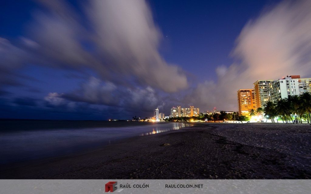 Experimenting with the Long Exposure. Dusk at Isla Verde.