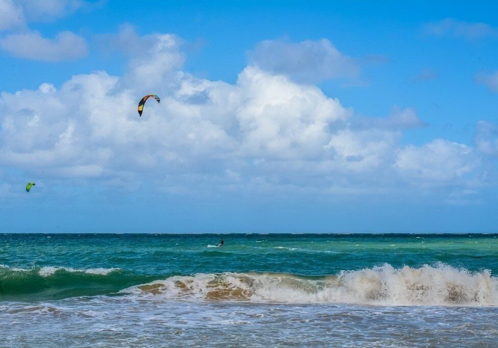 Kite Surfer in Isla Verde https://raulcolon.net/kite-surfer-in-is