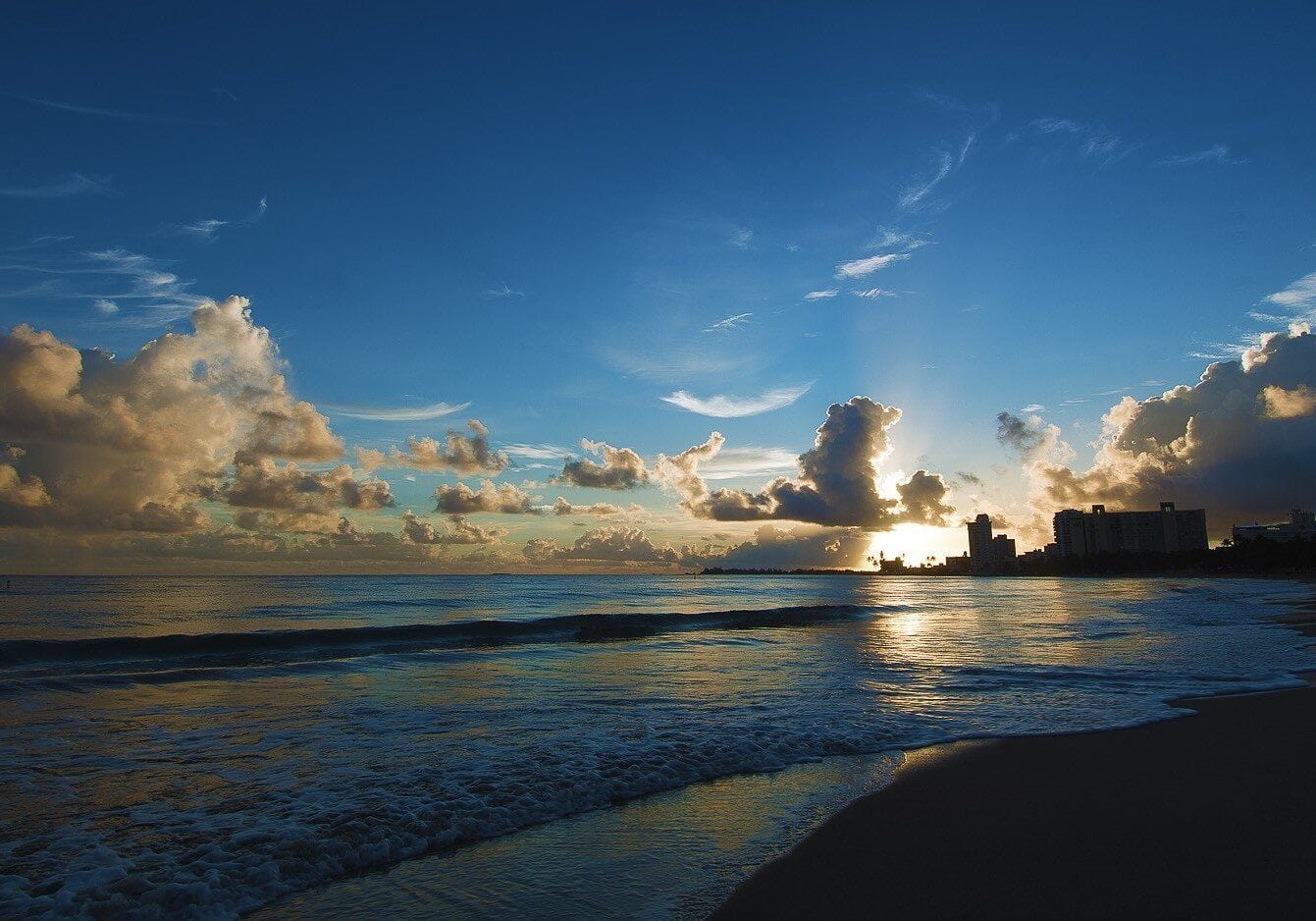 Sunrise in Isla Verde