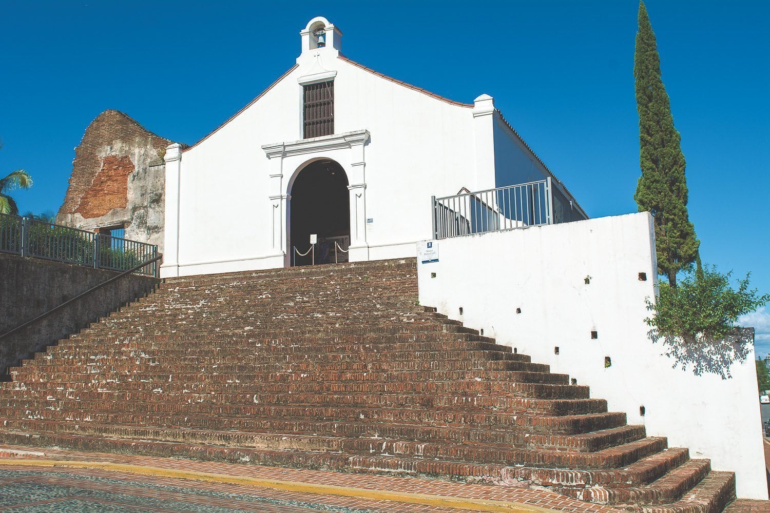 El Convento de Santo Domingo de Porta Coeli in Spanish, is one of the oldest church structures in the western hemisphere.